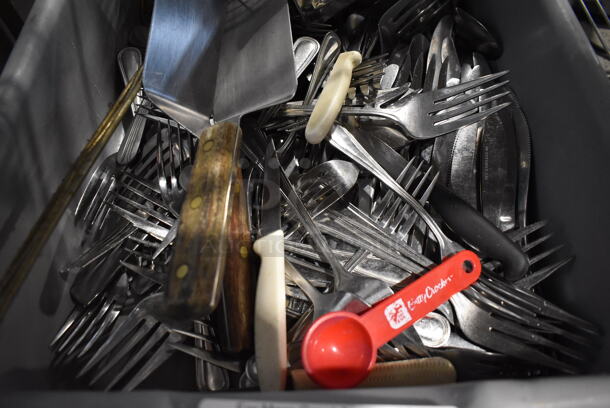 ALL ONE MONEY! Lot of Various Utensils Including Grater and Knives in Gray Poly Bus Bin - Image 3 of 4