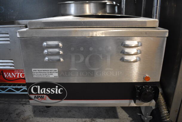 APW Wyott Model W-43V Stainless Steel Commercial Countertop Food Warmer. 120 Volts, 1 Phase. 14.5x30x15. Tested and Working! - Image 3 of 5