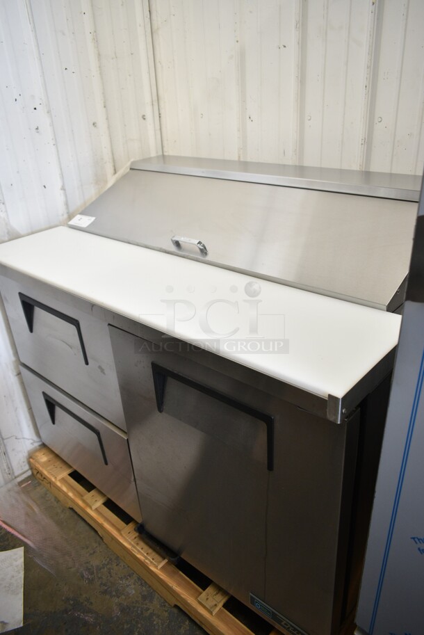 BRAND NEW! 2020 True TSSU-48-12D-2-HC  Stainless Steel Commercial Sandwich Salad Prep Table Bain Marie on Commercial Casters. 115 Volts, 1 Phase. Tested and Working! - Image 3 of 12