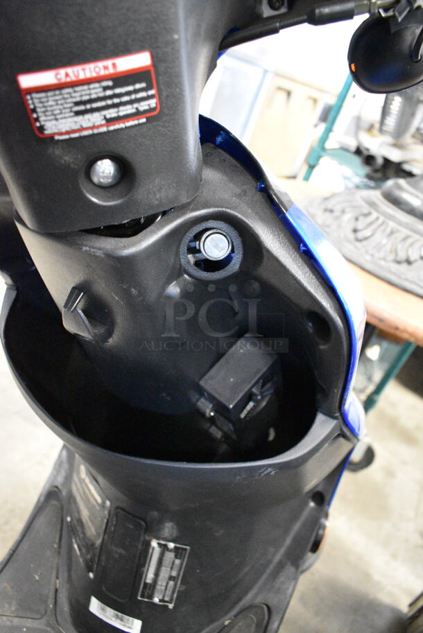 2023 Transpro PJAJC.049S4B Motorized Scooter. Does Not Have Key.  - Image 7 of 12