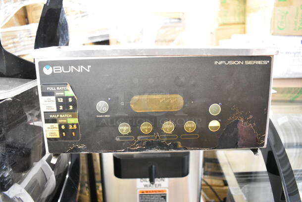 2019 Bunn IC3-DBC Stainless Steel Commercial Countertop Iced Tea Machine. 120/208 Volts, 1 Phase.  - Image 4 of 5