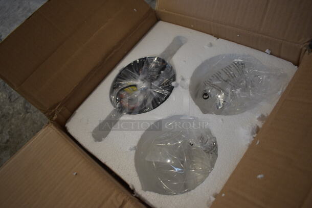 BRAND NEW SCRATCH AND DENT! Light Fixture - Image 3 of 4