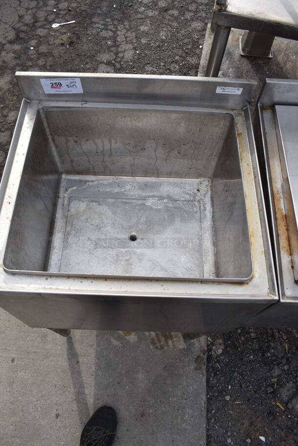 BK Resources Stainless Steel Commercial Ice Bin. 24x21.5x32.5 - Image 5 of 6