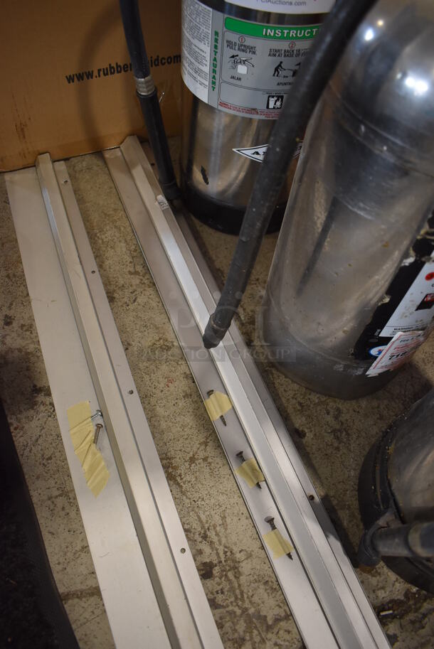 Metal Order Rod. 44x1x3.5 - Image 3 of 3