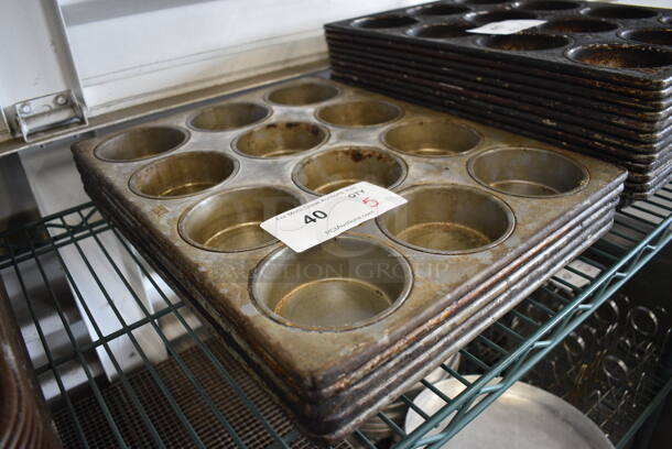 5 Metal 12 Cup Muffin Baking Pans. 13x17.5x1.5. 5 Times Your Bid! - Image 2 of 3