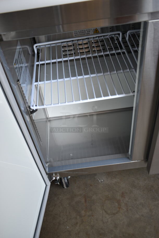 BRAND NEW SCRATCH AND DENT! 2023 Avantco 178APT36HC Stainless Steel Commercial Sandwich Salad Prep Table Bain Marie Mega Top on Commercial Casters. 115 Volts, 1 Phase. Tested and Working! - Image 6 of 9