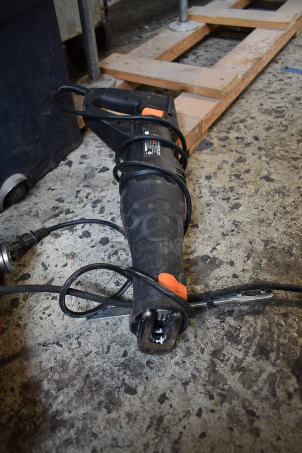 Bauer 1962E-B 7" Angle Grinder, Warrior 57806 Reciprocating Saw and Tool Box. Tested and Working! - Image 9 of 10