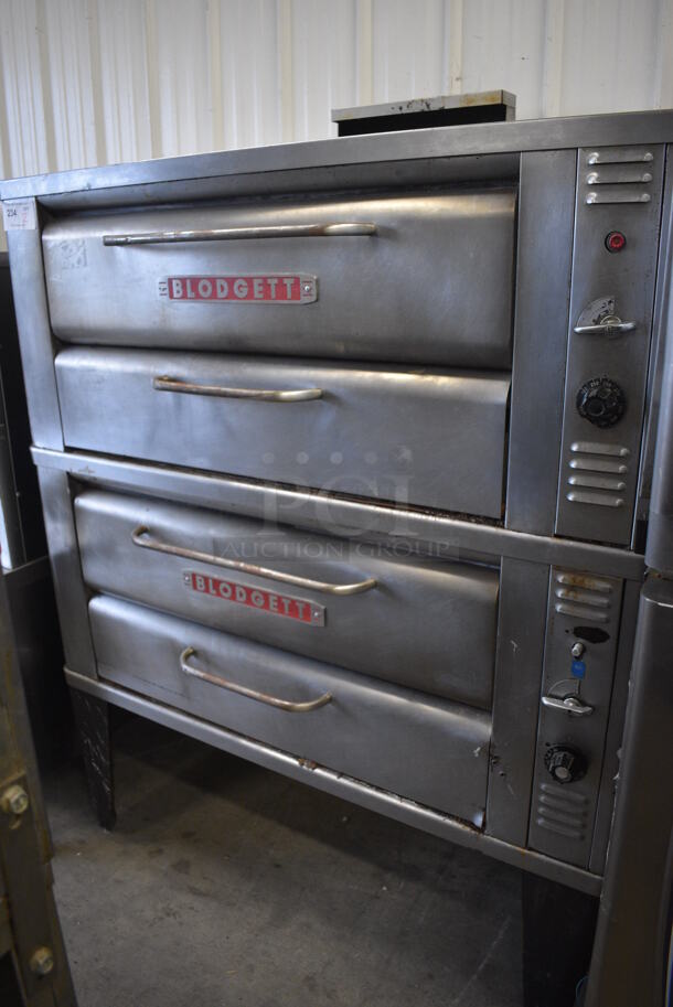 2 Blodgett Model 911-P-S Stainless Steel Commercial Single Deck Natural Gas Powered Pizza Ovens on Metal Legs. 51x29x67. 2 Times Your Bid! - Image 4 of 11