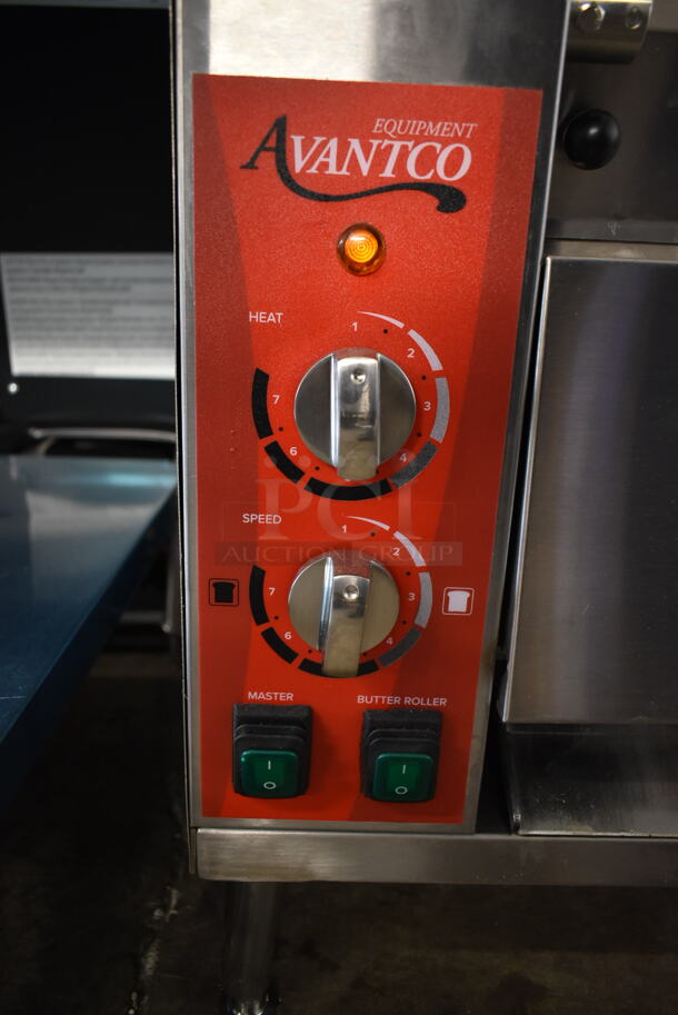BRAND NEW SCRATCH AND DENT! Avantco 184BT18A Stainless Steel Commercial Countertop Contact Bun Toaster. 120 Volts, 1 Phase. Tested and Working! - Image 4 of 6