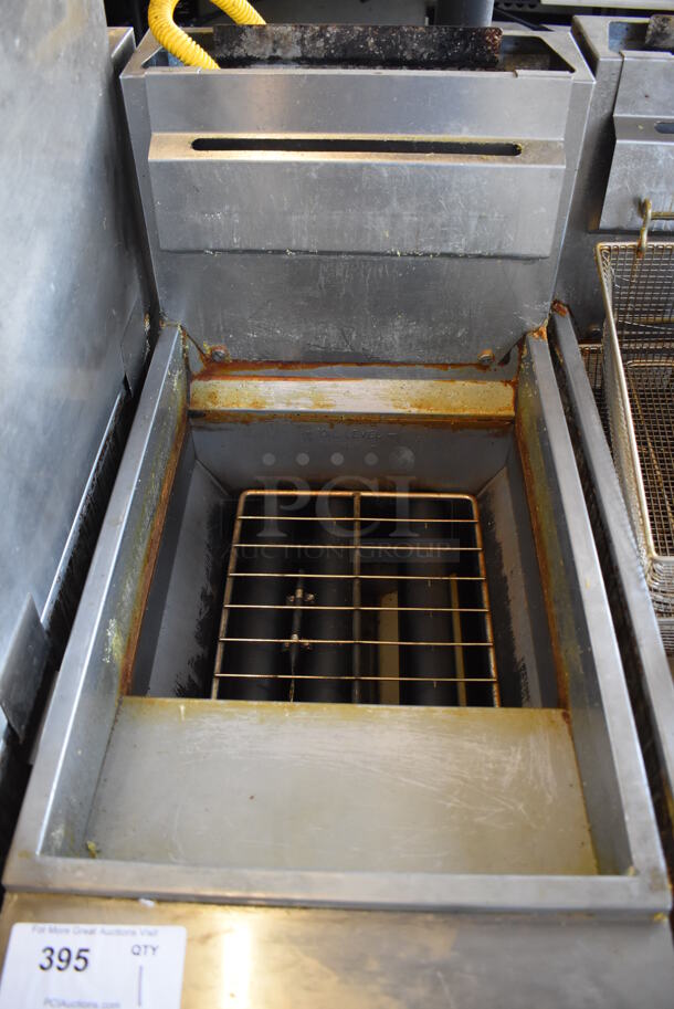 2019 USR Cookline CF-40 Stainless Steel Commercial Floor Style Natural Gas Powered Deep Fat Fryer w/ 2 Metal Fry Baskets on Commercial Casters. 90,000 BTU. 16x30x45 - Image 5 of 6