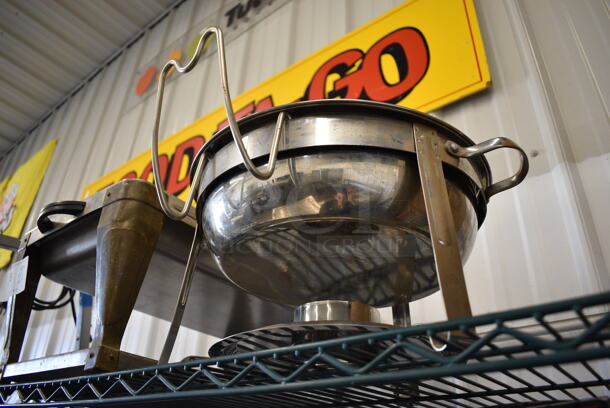 2 Various Metal Chafing Dishes. 13x24x9, 16x14x9. 2 Times Your Bid! - Image 3 of 5