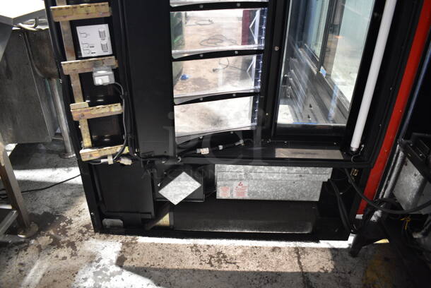 Shoppertron-Domestic 431D Metal Commercial Vending Machine w/ Credit Card Reader. Lock Was Removed; No Key. Tested and Powers On But Does Not Get Cold - Image 5 of 7