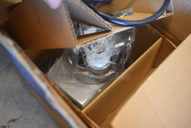 NEW IN BOX! Waring Commercial Blendor Base Service Unit - Image 3 of 4