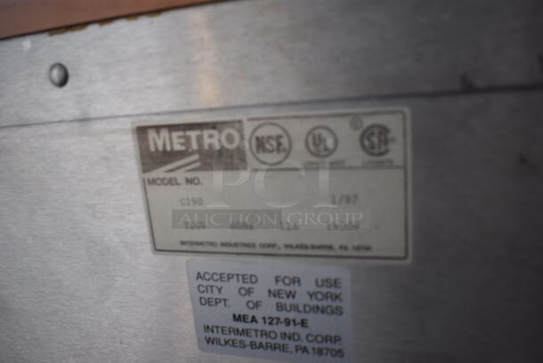 Metro C190 Heated Holding Transport Cabinet in Faux Wood Finish With Steel Shelving Racks on Commercial Casters. 120V Tested And Working - Image 5 of 6