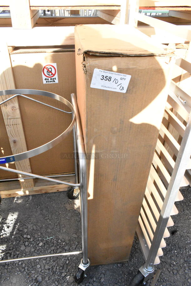 Box of 4 BRAND NEW IN BOX! Metro MAX4-1842G MetroMax 4 Polymer Shelf with Grid Mat - 18" x 42" - Image 2 of 3