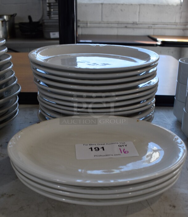 16 White Ceramic Oval Plates. 11.5x9x1. 16 Times Your Bid!