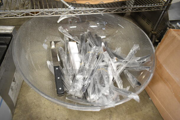 ALL ONE MONEY! Lot of BRAND NEW SCRATCH AND DENT! Items Including Cambro PSB23176 40.7 Qt. Pebbled Serving/Salad Bowl, Choice Milton 8 7/8" Stainless Steel Medium Weight Dinner Knife - 12/Case - Image 2 of 8