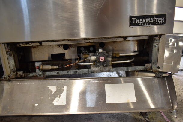 Thermatek Stainless Steel Commercial Natural Gas Powered 4 Burner Range w/ Oven and Back Splash. Missing 2 Legs. - Image 8 of 9