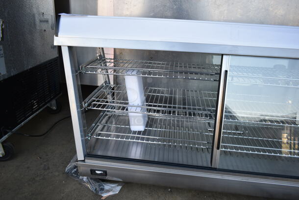 BRAND NEW SCRATCH AND DENT! KoolMore HDC-6C-SS Stainless Steel Commercial Countertop Warming Display Case Merchandiser. 110-120 Volts, 1 Phase. Tested and Powers On But Does Not Get Warm - Image 4 of 5