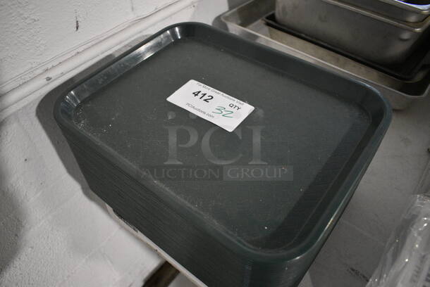 32 Green Poly Trays. 14x11x1. 32 Times Your Bid! - Image 2 of 2