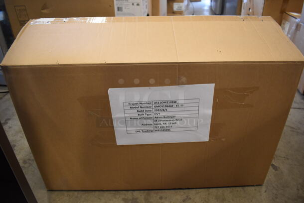 BRAND NEW SCRATCH AND DENT! Frigidaire GMOS1964AF Stainless Steel Over Range Microwave Oven. Stock Picture Used For Gallery Picture. - Image 5 of 6