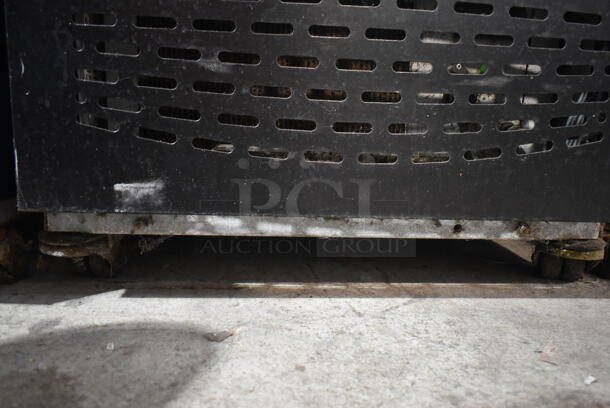 Frigoglass MC300-V2L Metal Commercial Single Door Reach In Cooler Merchandiser w/ Poly Coated Racks on Commercial Casters. 115 Volts, 1 Phase.  Tested and Working! - Image 3 of 4