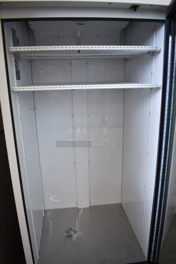2023 True TSCI-600R-G-PH Commercial Single Door Cooler Merchandiser w/ Poly Racks. 115 Volts, 1 Phase. Tested and Working! - Image 4 of 5