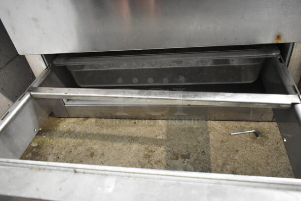 Beverage Air WTRCS36-1-48 Stainless Steel Commercial 2 Drawer Chef Base. 115 Volts, 1 Phase. Tested and Powers On But Does Not Get Cold
 - Image 4 of 5