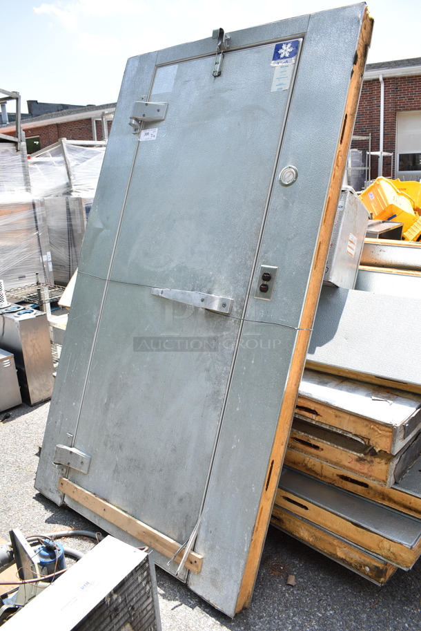 Norlake Walk In Box w/ Copeland ART82C1-CAA-901 115 Volt, 1 Phase Compressor and RDI Evaporator Fan. Picture of the Unit Before Removal Is Included In the Listing. - Image 3 of 11