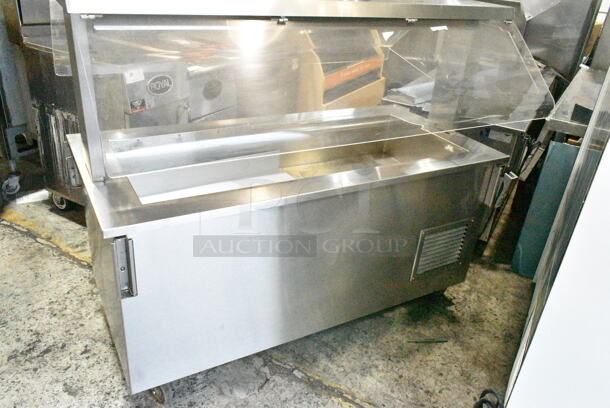 Vollrath 36165-00001-EFA Stainless Steel Refrigerated Buffet Station on Commercial Casters. 120 Volts, 1 Phase. Tested and Working! - Image 6 of 9