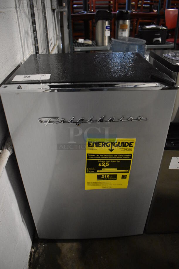BRAND NEW SCRATCH AND DENT! Frigidaire EFR285-C ENERGY STAR Metal Mini Cooler. 115 Volts, 1 Phase. 18x17x27. Tested and Working!
