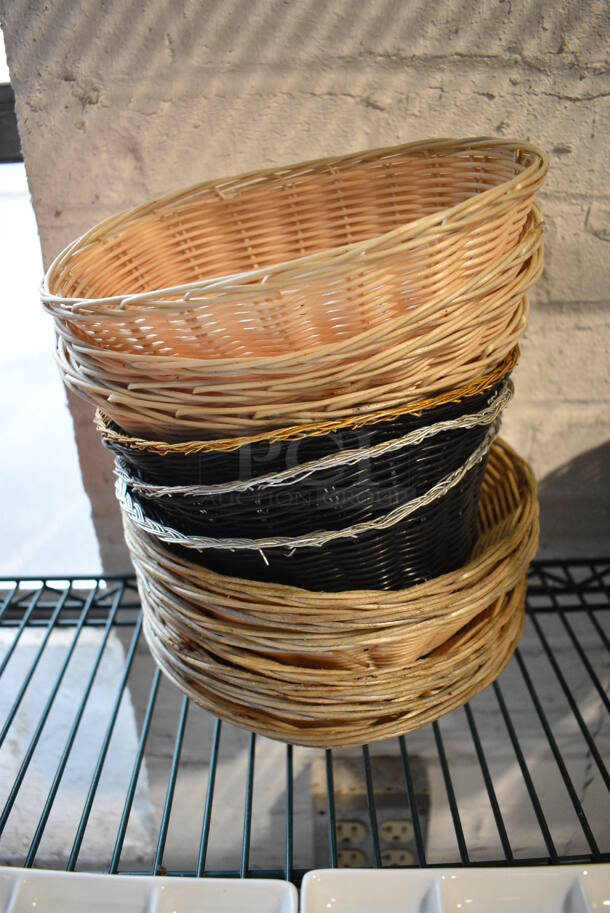 14 Various Bread Baskets. Includes 9x6x2.5. 14 Times Your Bid!