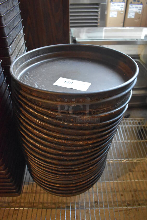 24 Metal Round Baking Pans. 15x15x2. 24 Times Your Bid!