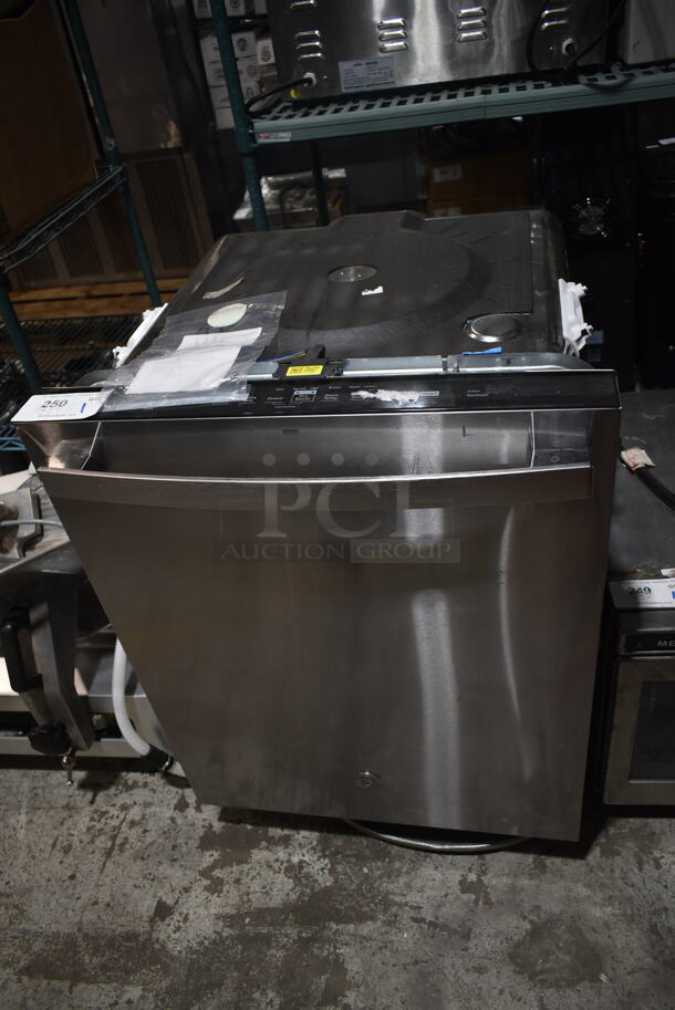 General Electric GE GDT650SYVFS Stainless Steel Undercounter Dishwasher. 
