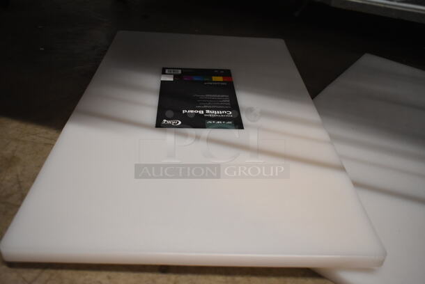 2 BRAND NEW SCRATCH AND DENT! Choice 407301875WH 30" x 18" x 3/4" White Polyethylene Cutting Board. 2 Times Your Bid! - Image 3 of 6
