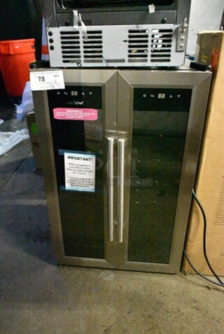 Nutrichef PKCWC24 Metal Wine Chiller Merchandiser. 115 Volts, 1 Phase. Tested and Working!