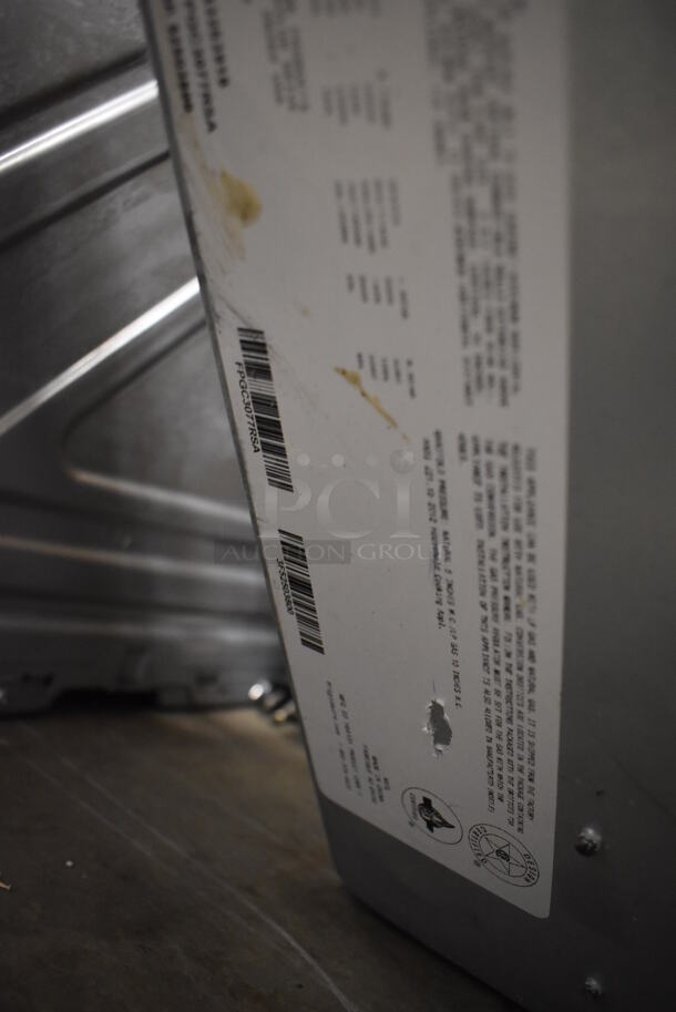 BRAND NEW SCRATCH AND DENT! Frigidaire FPGC3077RSA Metal 30" 5 Burner Gas Cooktop - Image 10 of 10