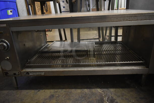 Alto Shaam Stainless Steel Commercial Countertop Electric Powered Cheese Melter. 125 Volts, 1 Phase.  - Image 4 of 5