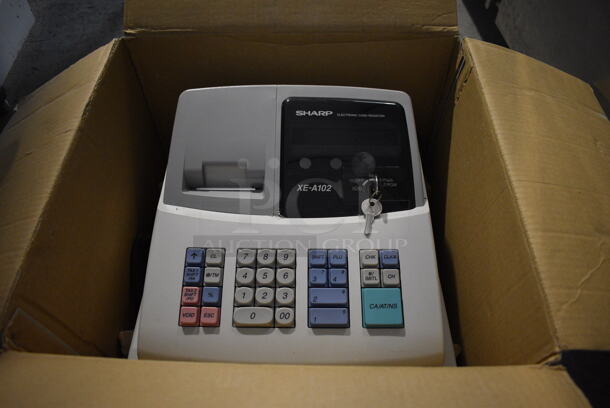 Sharp Model XE-A102 Countertop Cash Register w/ Key. 13x14x10 - Image 4 of 6