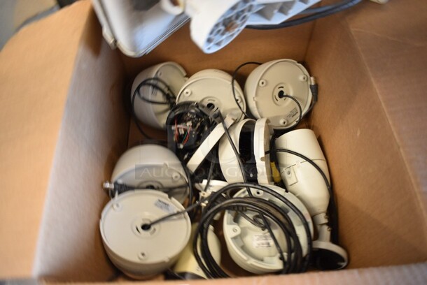 10 Various Cameras. Includes 5.5x15.5x7.5. 10 Times Your Bid! - Image 2 of 4