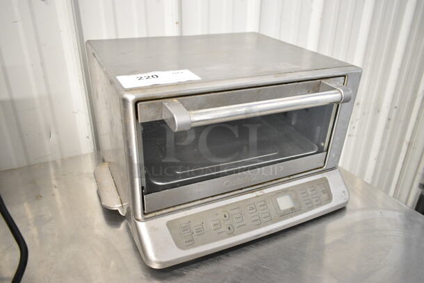 Cuisinart TOB-195 Metal Countertop Toaster Oven. 120 Volts, 1 Phase.  - Image 2 of 7