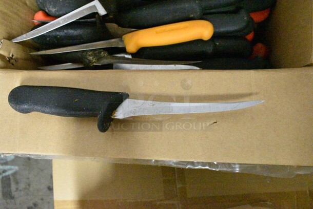 75 SHARPENED Stainless Steel Knives Including Boning Knives. 75 Times Your Bid!  - Image 4 of 4