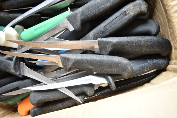 60 SHARPENED Stainless Steel Knives Including Fillet Knives. 60 Times Your Bid!  - Image 4 of 5