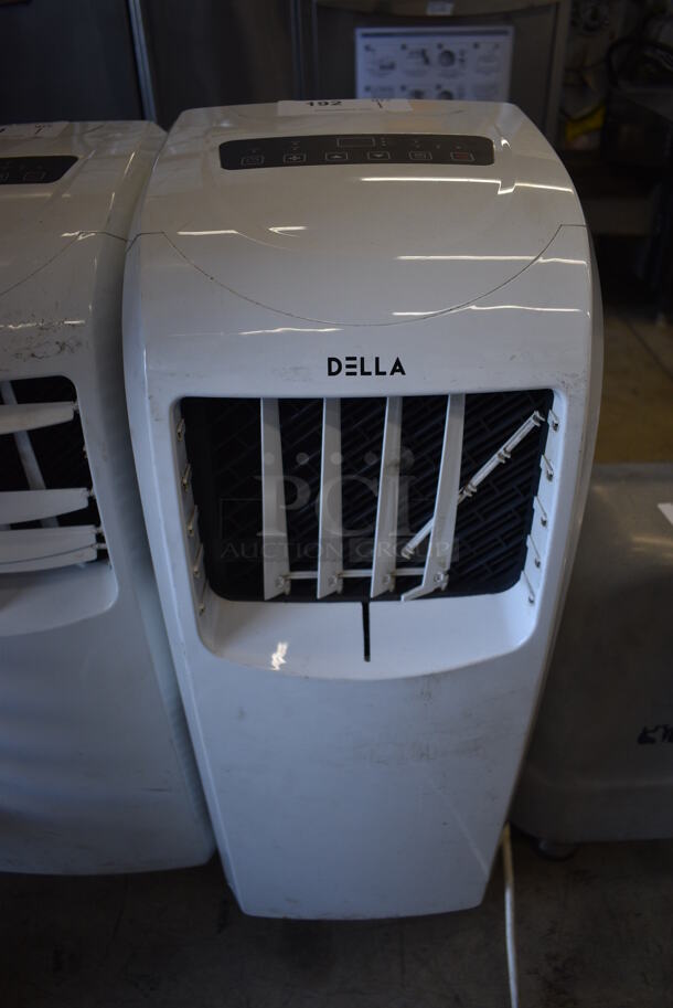 Della 048-GM-48266 Metal Portable Air Conditioner. 110-120 Volts, 1 Phase. 12x13x30. Tested and Working!