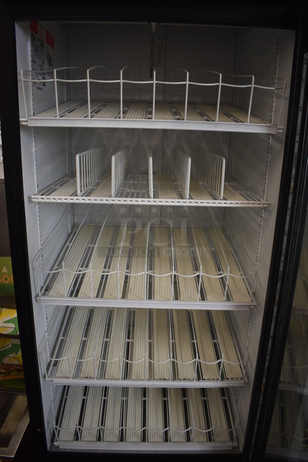 2016 True Model GDM-26-HC-LD Metal Commercial Single Door Reach In Cooler Merchandiser w/ Poly Coated Racks. 115 Volts, 1 Phase. 30x30x79. Tested and Working! - Image 4 of 5