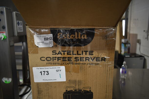 BRAND NEW SCRATCH AND DENT! Estella 236CS15 Caffe Stainless Steel 1.5 Gallon Thermal Coffee Server with Stand - Image 4 of 5