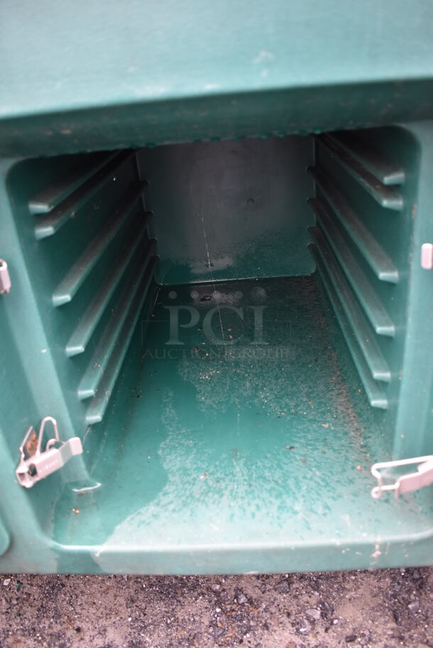 Green Poly Insulated Portable Buffett Station on Commercial Casters. 76x30x52 - Image 10 of 11