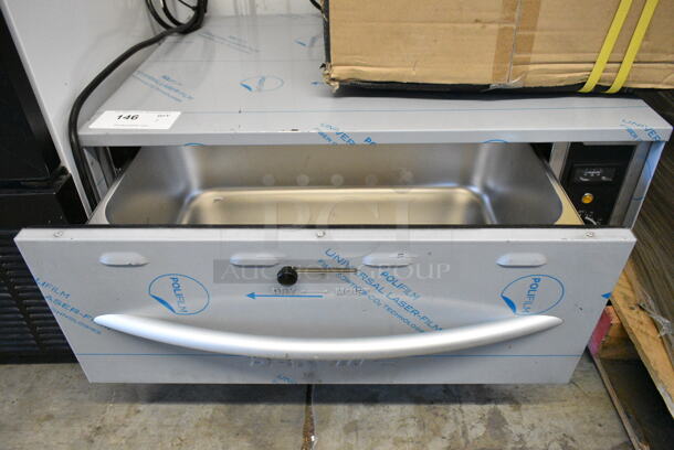 BRAND NEW SCRATCH AND DENT! 2024 ServIt 423WDSFS1 Single Freestanding Drawer Warmer. 120 Volts, 1 Phase. Tested and Working! - Image 4 of 5