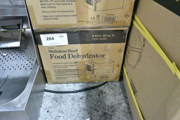BRAND NEW IN BOX! Avantco 177LT06A Stainless Steel Commercial Food Dehydrator. 120 Volts, 1 Phase. Tested and Only Works On The Highest Heat Setting. - Image 2 of 3