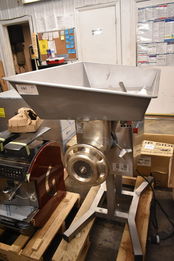 BRAND NEW SCRATCH AND DENT! 2024 Pro-Cut KG-32-XP Metal Commercial #32 Electric Meat Grinder with Stand. 220 Volts, 3 Phase.  - Image 2 of 12